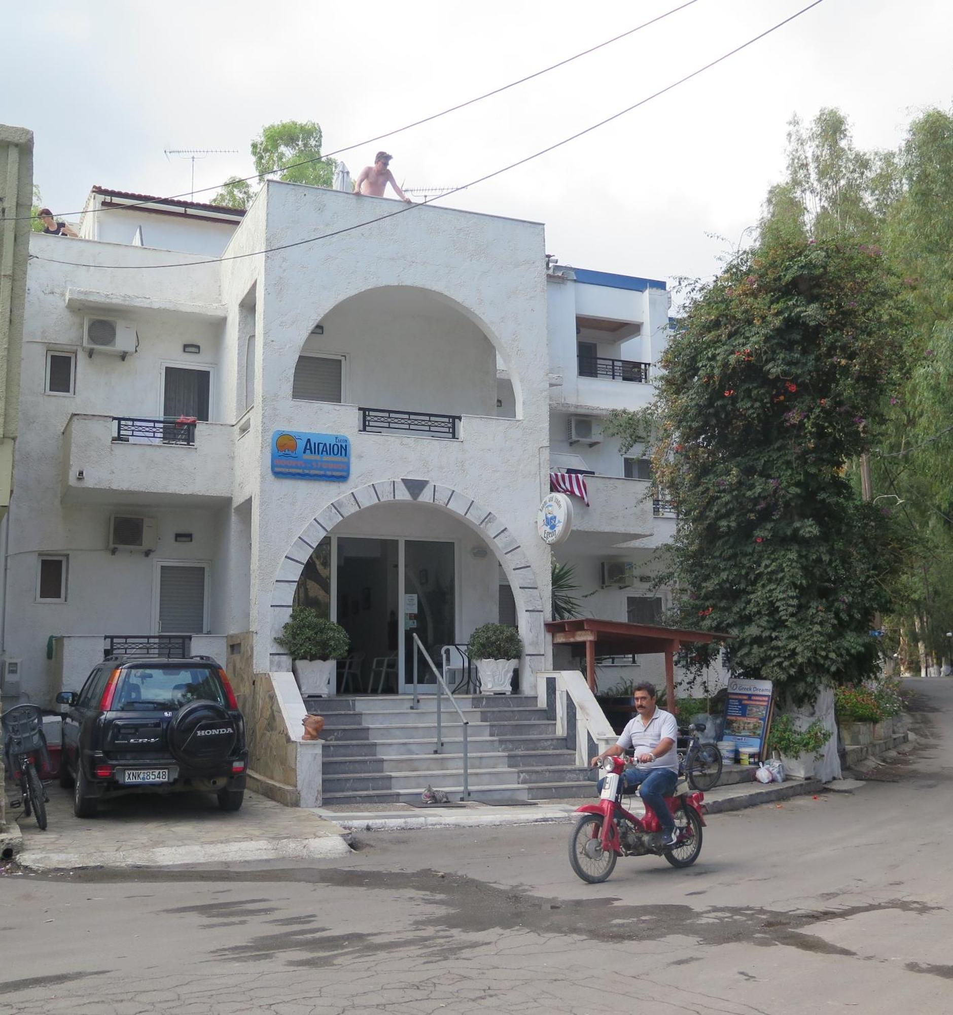 Egeon Rooms And Studios Georgioupoli Exterior photo
